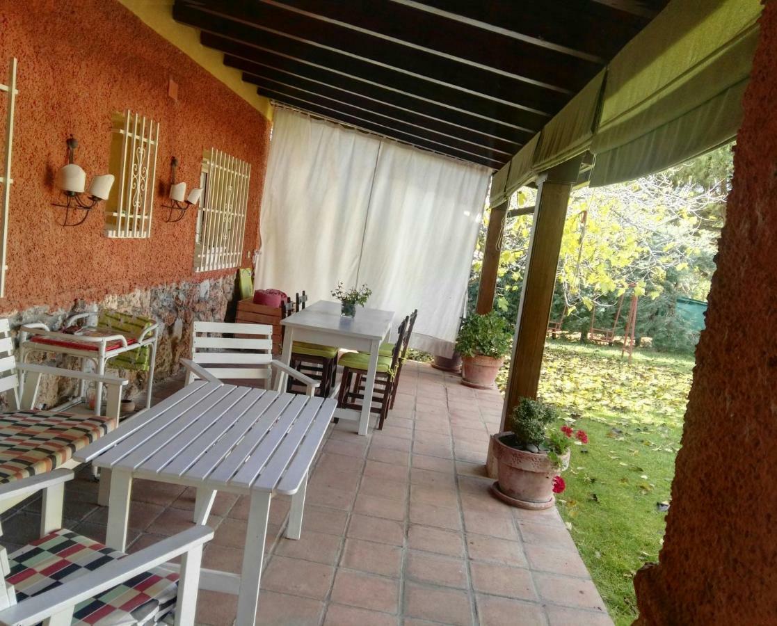 Paz Rural A Una Hora De Madrid Hontoba Buitenkant foto