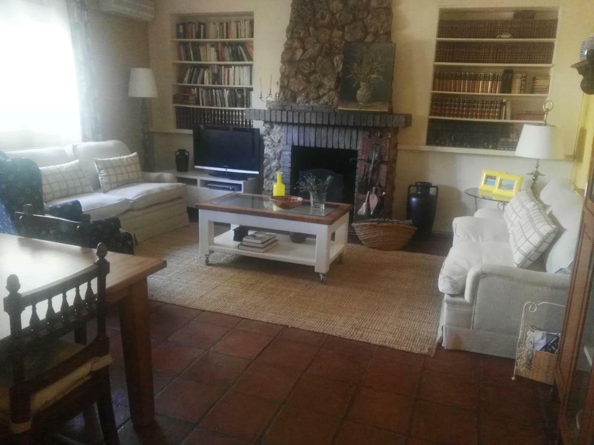 Paz Rural A Una Hora De Madrid Hontoba Buitenkant foto