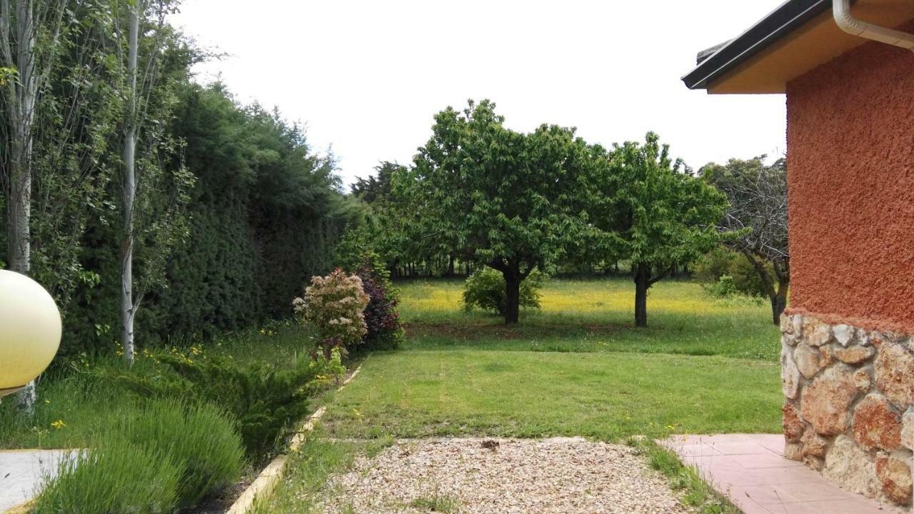 Paz Rural A Una Hora De Madrid Hontoba Buitenkant foto
