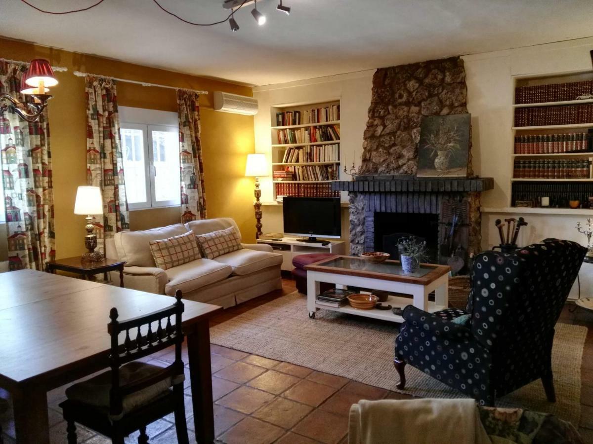 Paz Rural A Una Hora De Madrid Hontoba Buitenkant foto